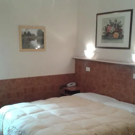 Fiumara Hotel Genua